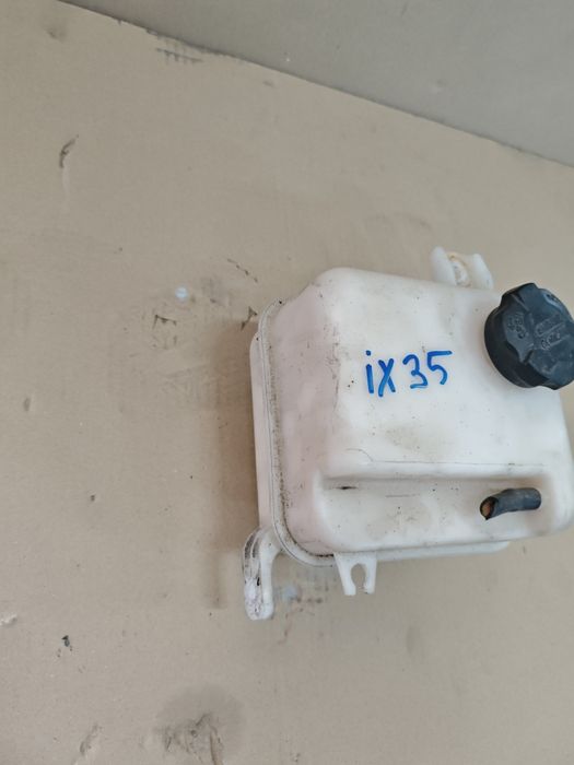 Казанче за антифриз за Hyundai ix35