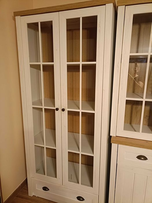 Mobilier living/bucătărie