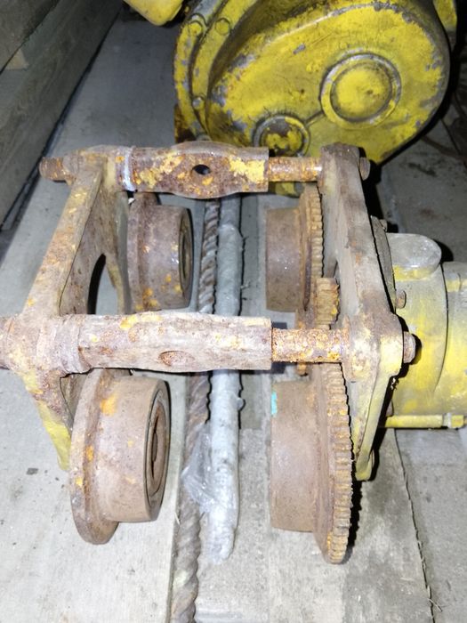 Тэльфер. Кран балка советского производства