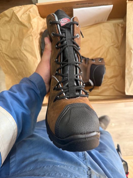 Red wings safety bots