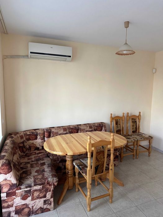 Дава се под наем Тристаен апартамент в Варна, Цветен квартал - 77 кв.м за 459 € - Снимка #1