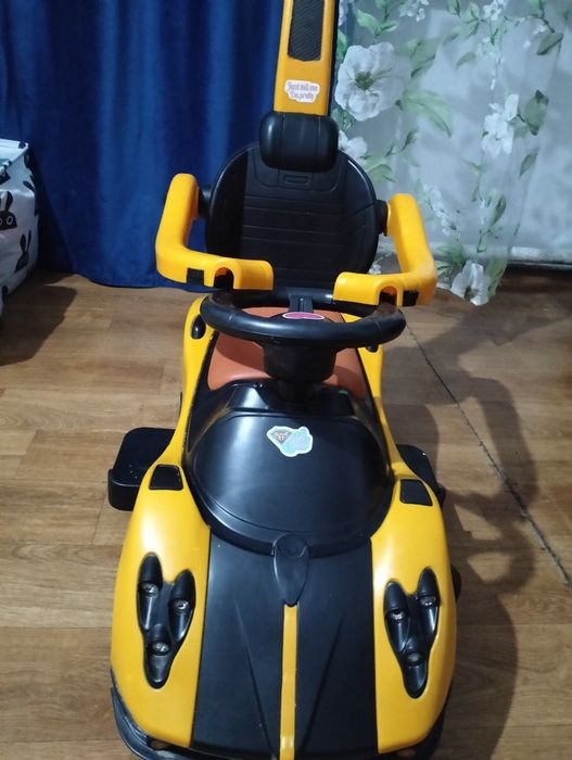 Продам детский толокар.