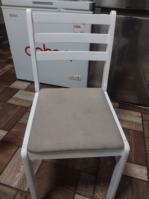 Продам стуля  в хорошем состоянии