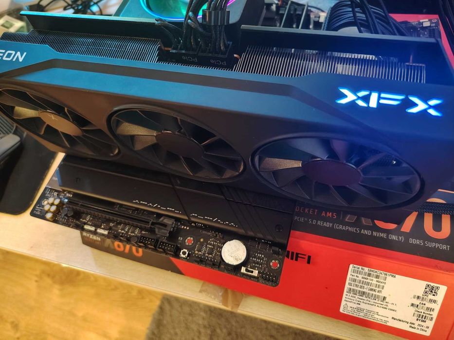 Видео Карта XFX Swift RX 9070XT Triple Fan Gaming Edition 16GB
