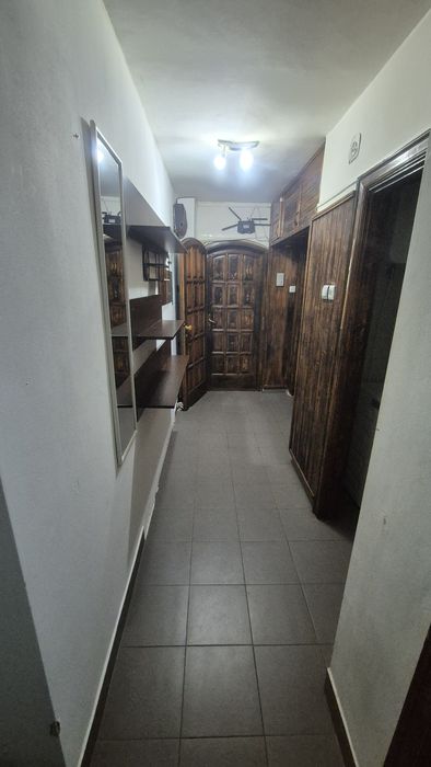 Inchiriere apartament Confecții parter 2 camere, baie, bucatarie,  dressing,  terasă  închisă