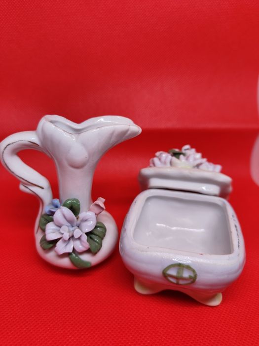 Шкатулка фарфор цветы