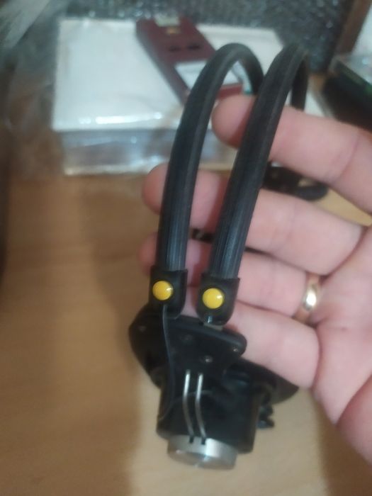 Слушалки AKG K160