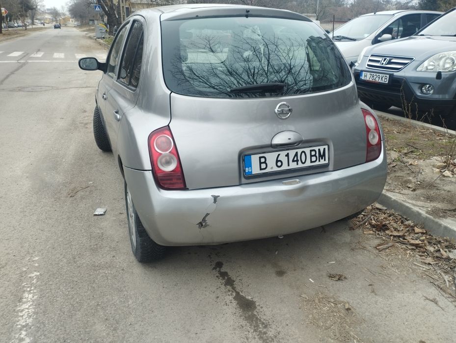 Нисан Микра 1.2 бензин. Продава се само на части