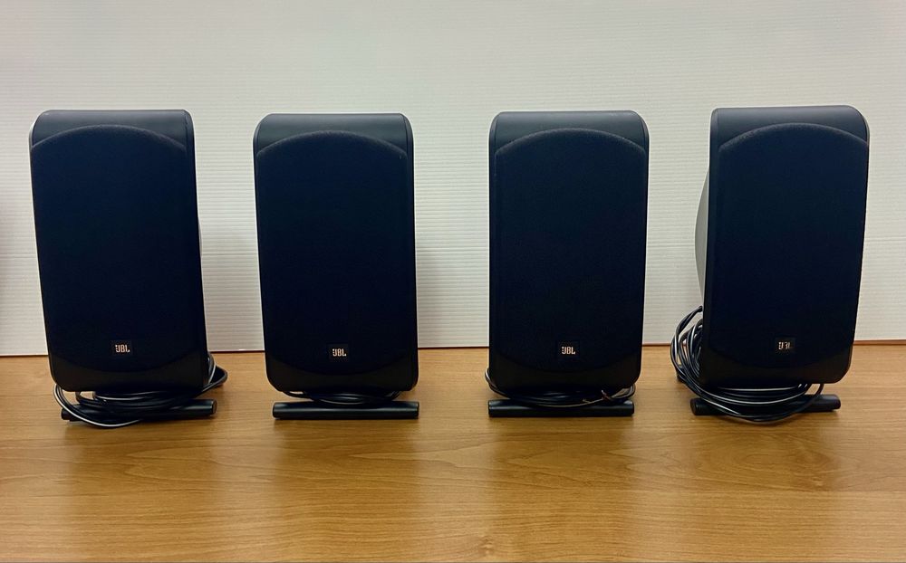 Тонколони/сателити JBL