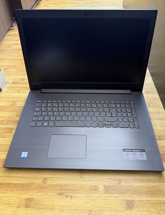 Vand Laptop Lenovo ideapad 330,Intel core I3-7300,4 GB Ram,500gb SSD