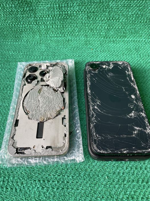 vand iphone 15 pro  si 16e