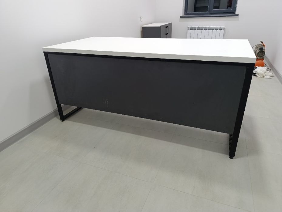 Столы для дома,офиса или кафе