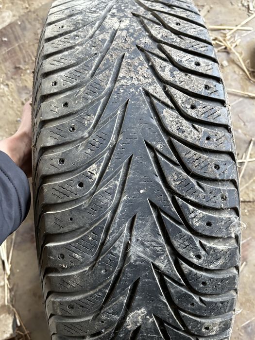 265/65 R17.        .