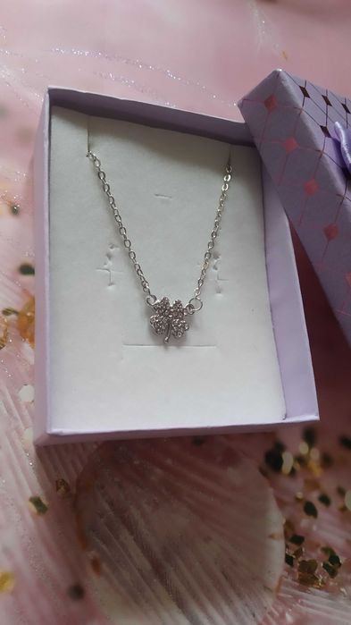 12 различни модели! Нова, красива сребърна гривна. В кутия за подарък.