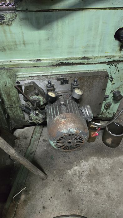 Продам шлифовальный станок 3А423