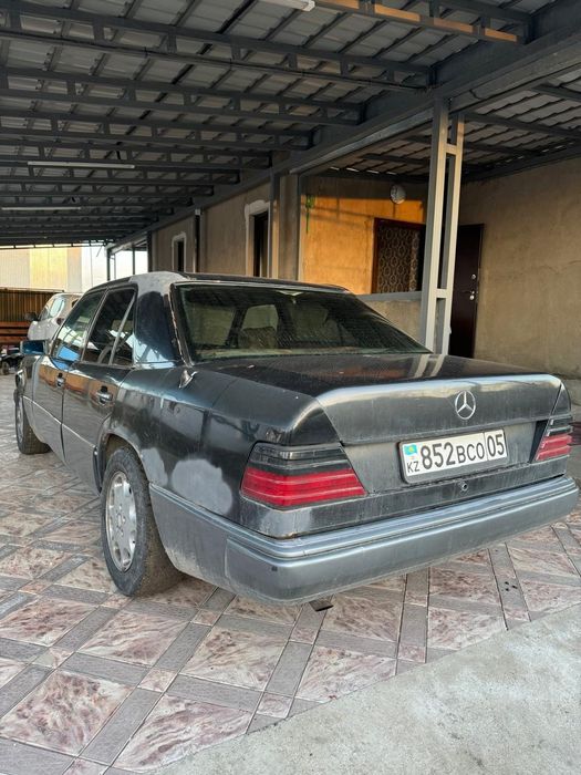 Мерседес е 230 мерс