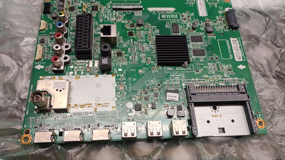 LG 32LF5800 платка работеща