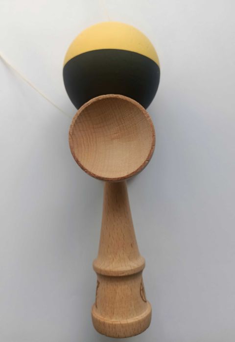 Vând Kendama nouă
