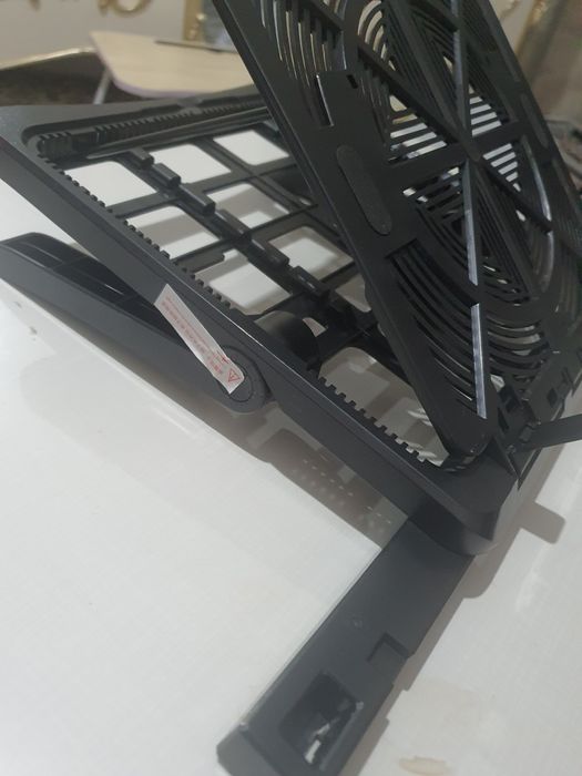 Notebook va planshetlar uchun podstavka