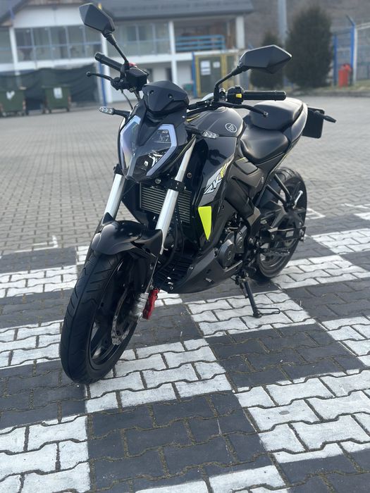 Motocicleta Keeway RKF 125 cm- A1