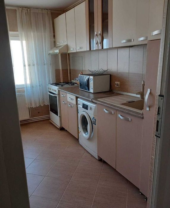 Apartament de închiriat