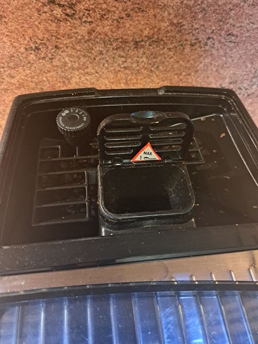 Кафемашина Delonghi Dinamica