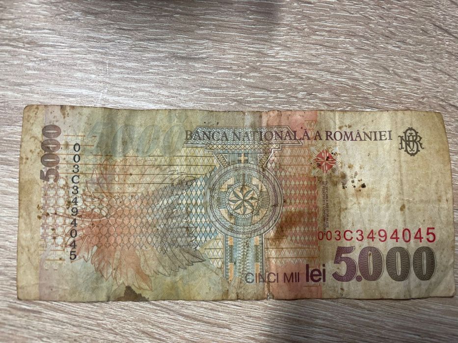 Bancnotă 500 de lei și 5000 de lei