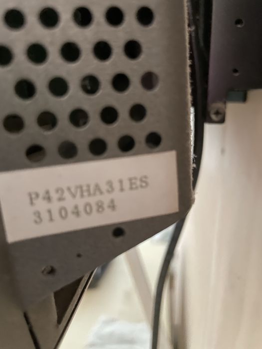 Телевизор на запчасти