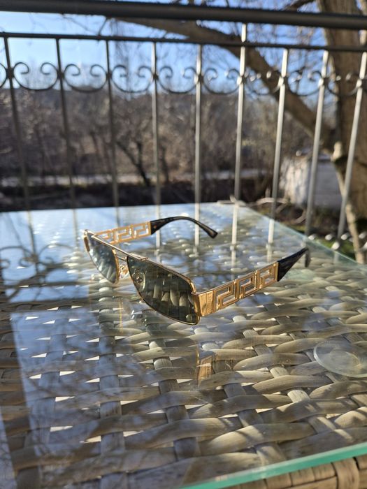 Слънчеви очила Versace