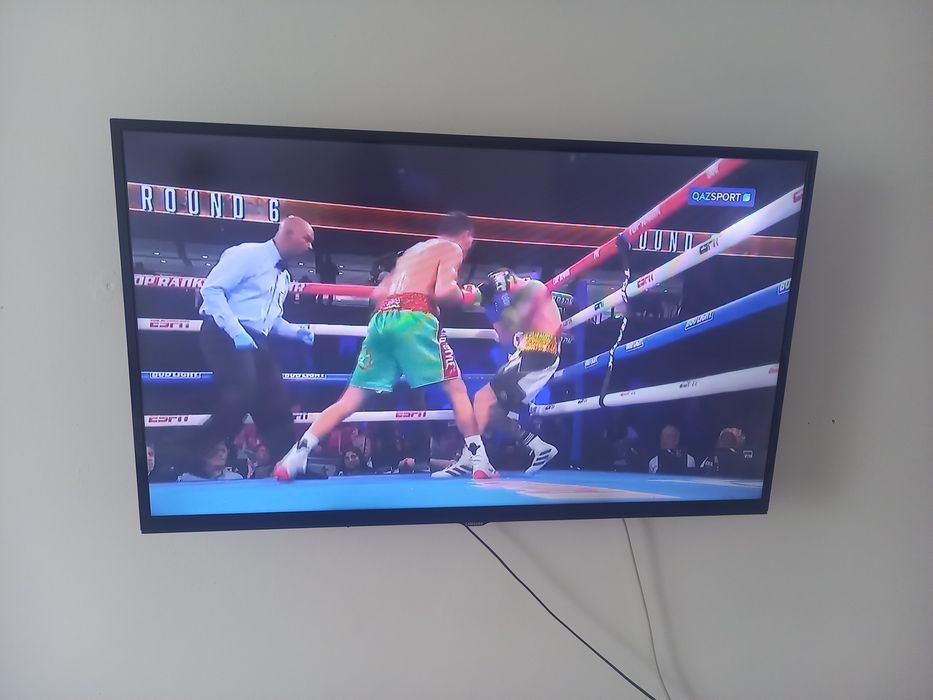 Продам телевизор буу