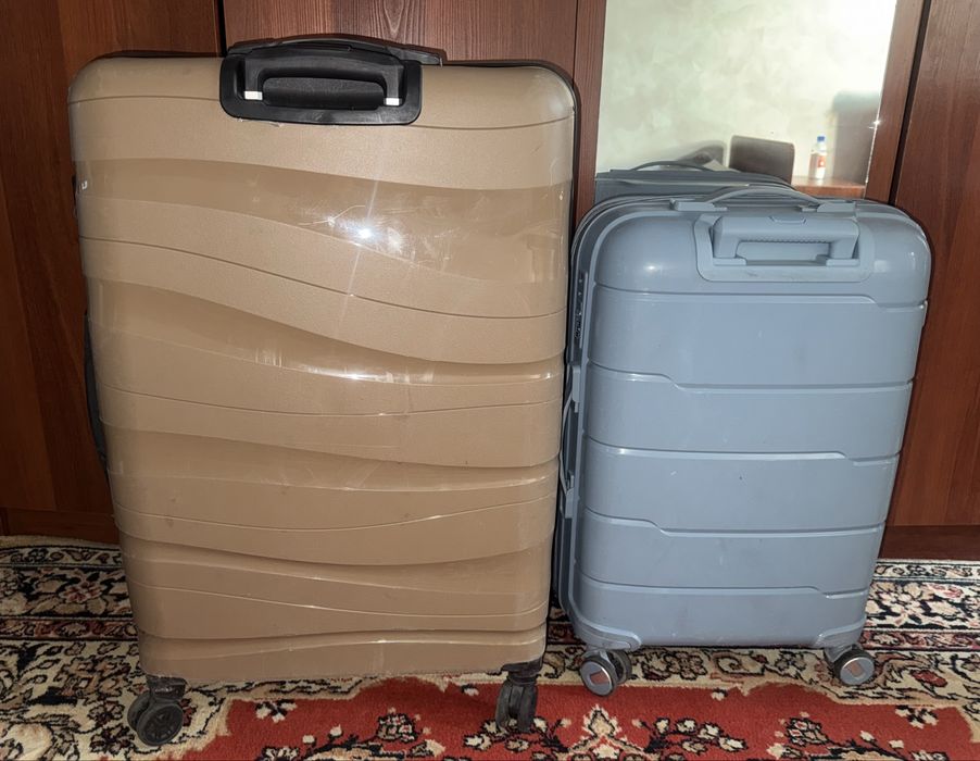 2 чемодана — турецкое, всего за 15 000 тг