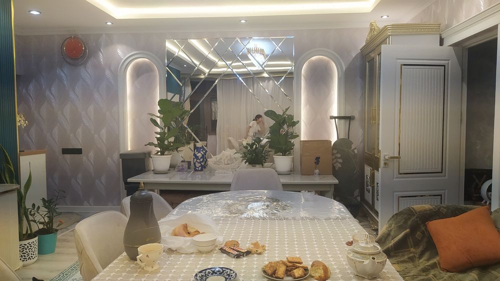 Дом Коттедж элитный районОлчазор Янгихает 4-метро бекати Тошкент С меб