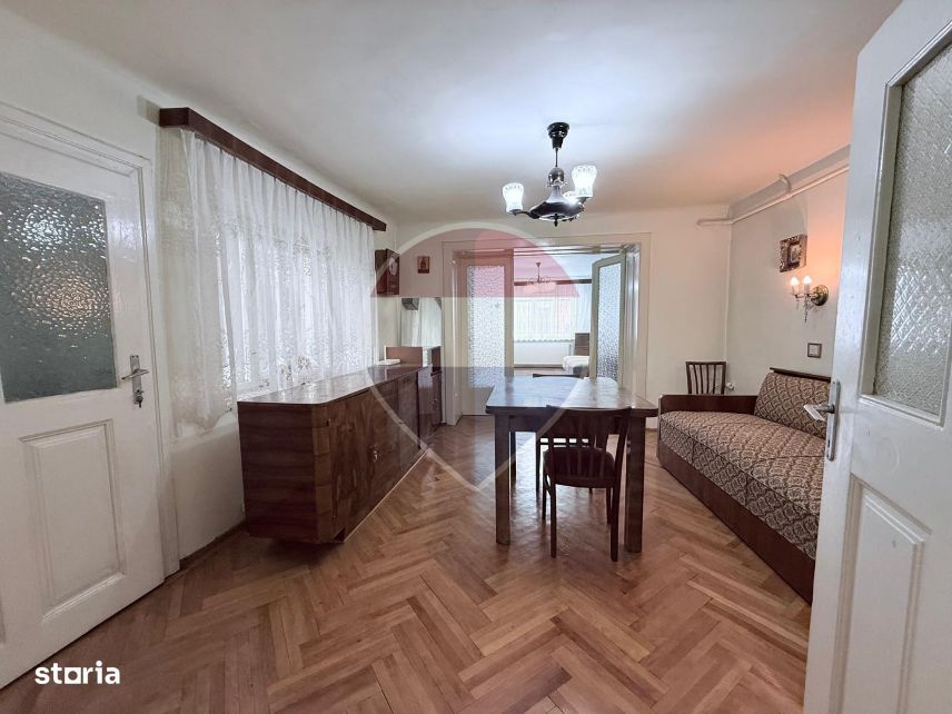 Apartament spațios-Zona Ultracentrală-Ideal studenti sau cupluri