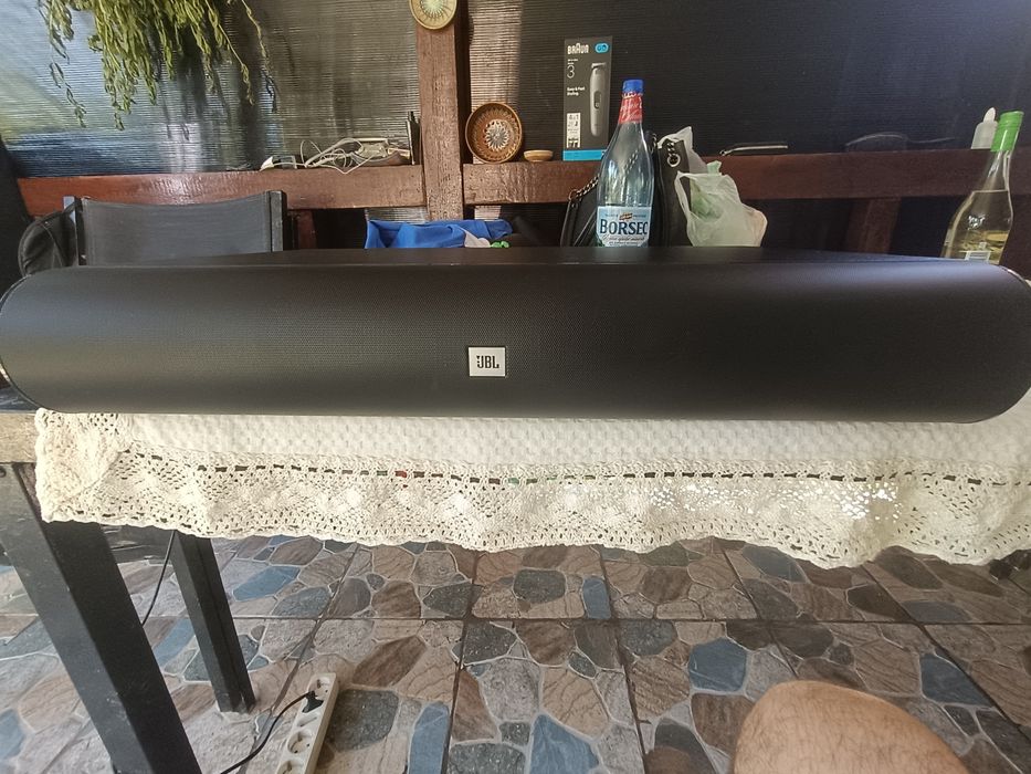 JBL Cinema base soundbar subwoofer integrat