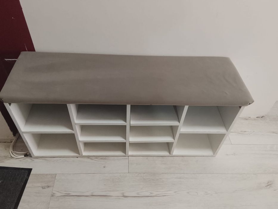 Продам обувница 15000