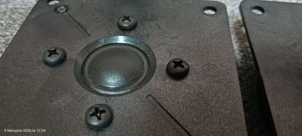 Difuzoare inalte si medii