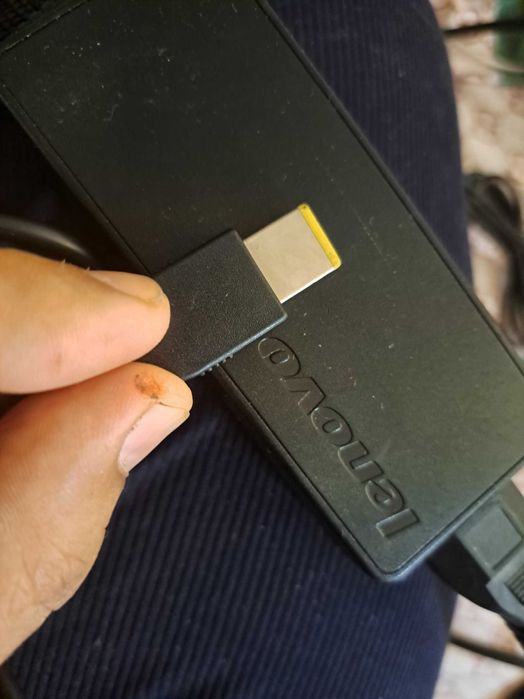 Lenova zaryadka orginal