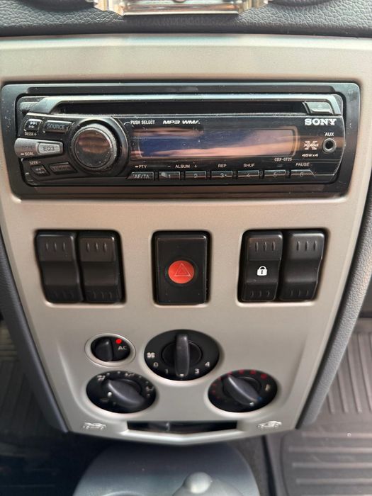 DACIA Logan MCV 2012 — imagine 3