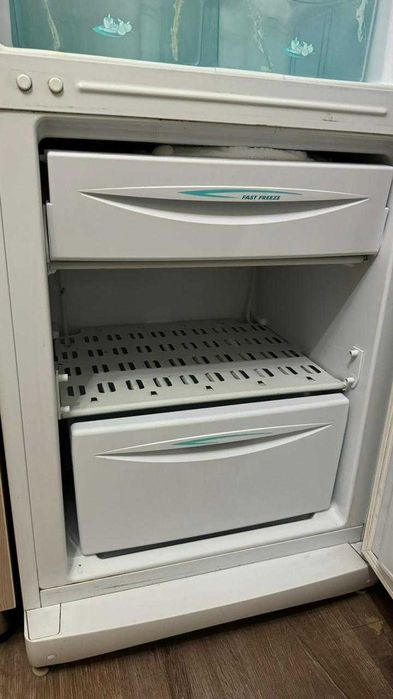 Холодильник Stinol