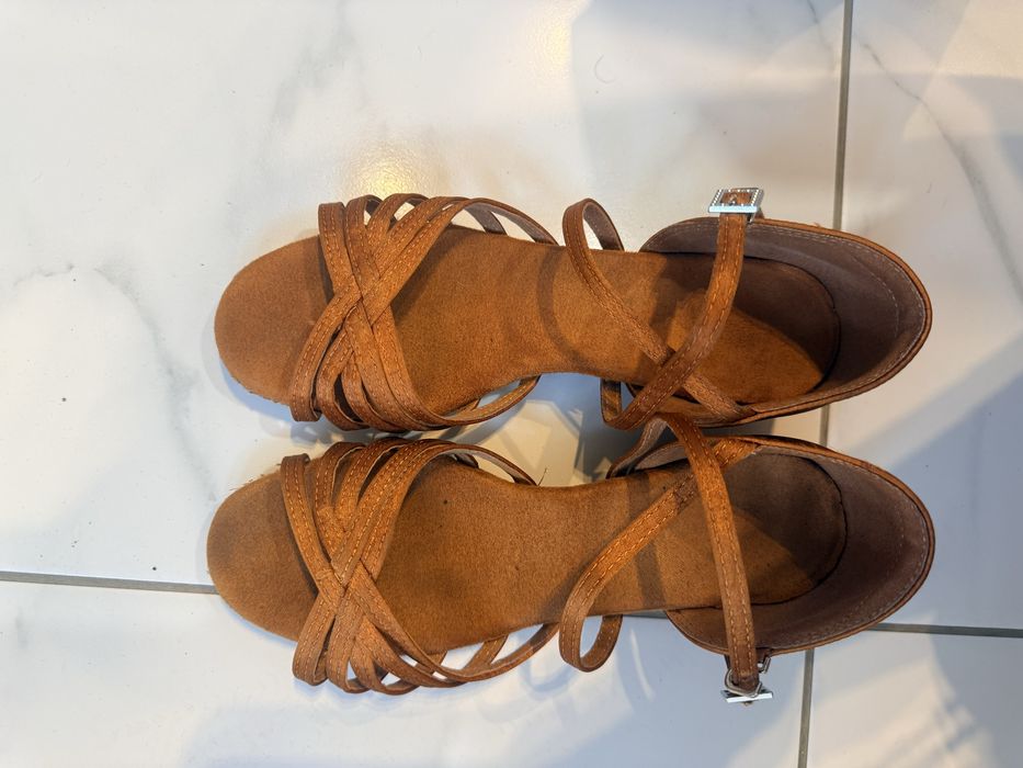 Туфли для танцев