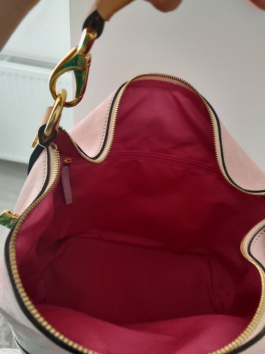 Poseta piele naturala