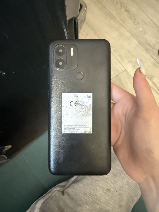 Продается телефон Redmi A1+