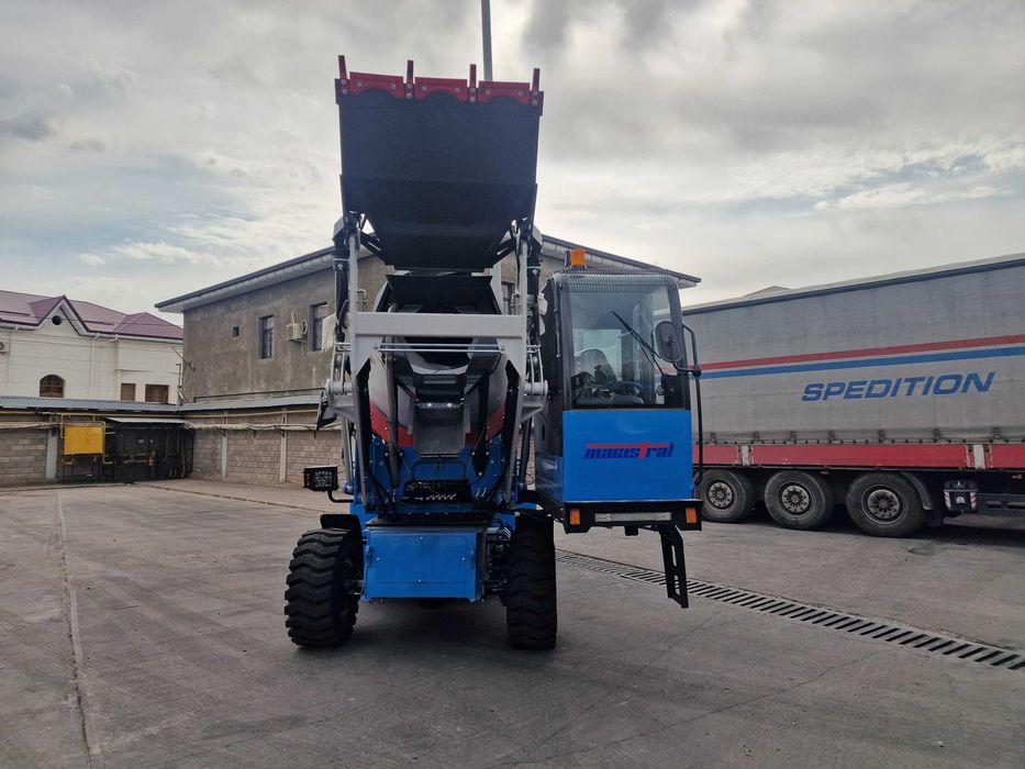 Кармикс / Carmix / Бетонамешалка 2.6 м³ кублик