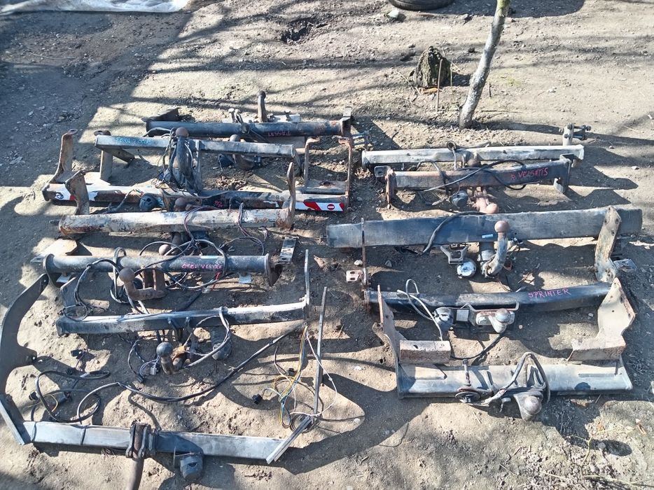 Vând cârlig  remorcare  diverse masini