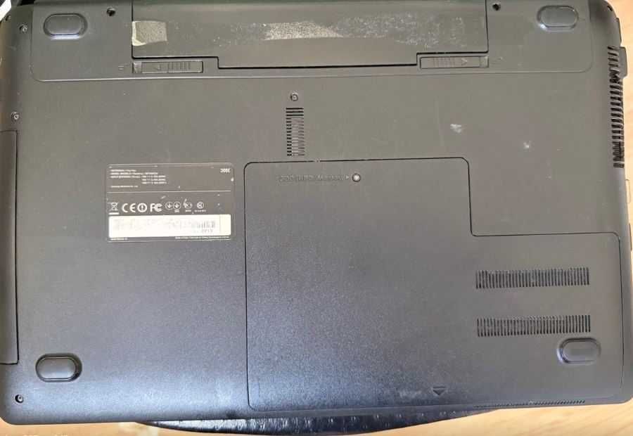Noutbook Samsung CORE I3 100$