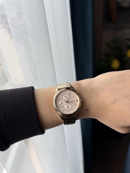 Часовник TOMMY HILFIGER, Rose gold
