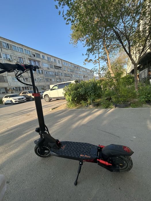 Продаю KUGO M4 PRO +
