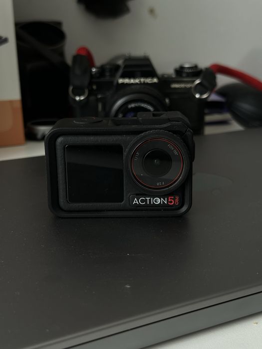 DJI Osmo Action 5 Pro Adventure Combo