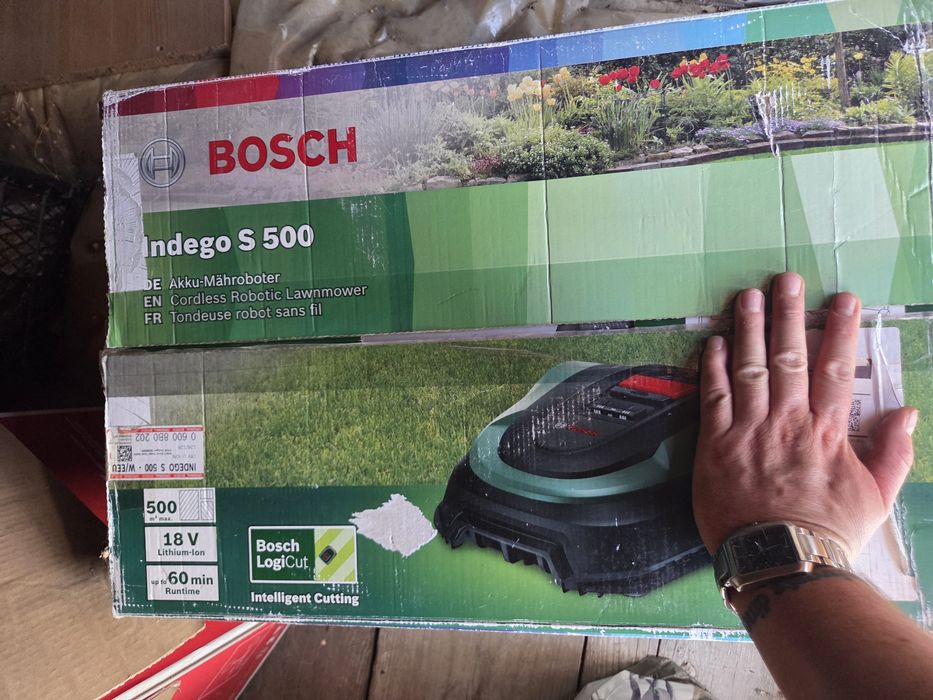 Robot de tuns iarba Bosch s500