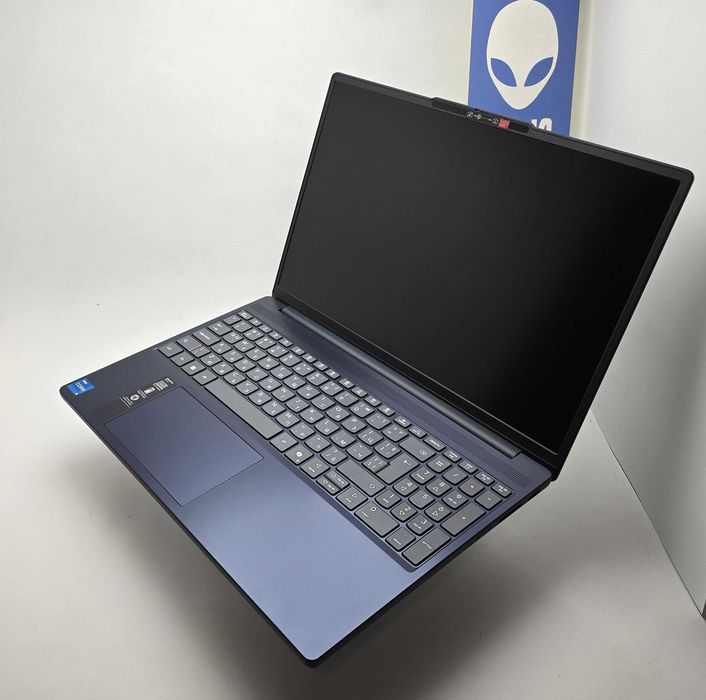 LENOVO IdeaPad 3 SLIM   i5 13420H/16GB/512SSD/WUXGA